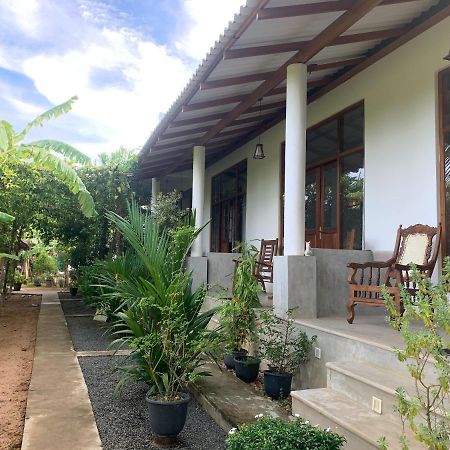 The Dale Mirissa Otel Dış mekan fotoğraf