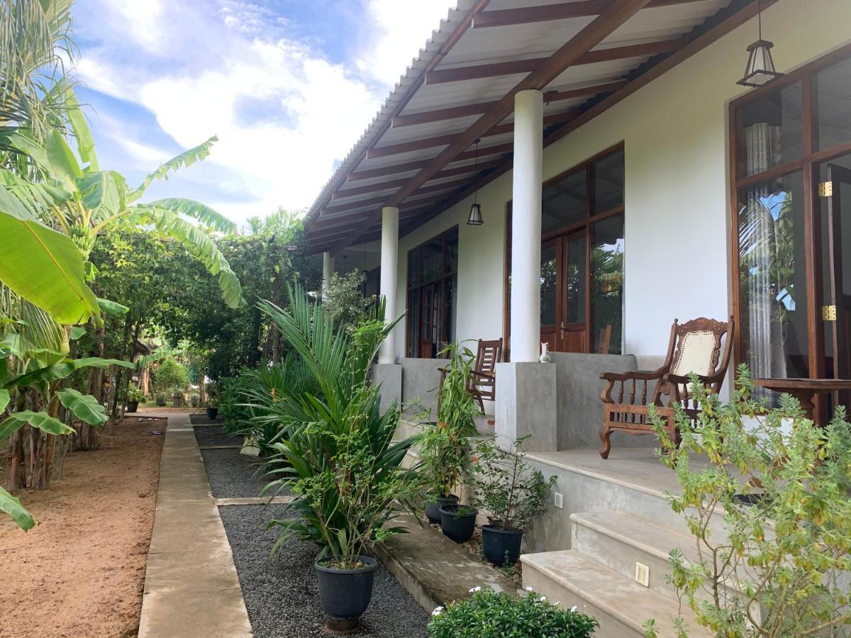 The Dale Mirissa Otel Dış mekan fotoğraf